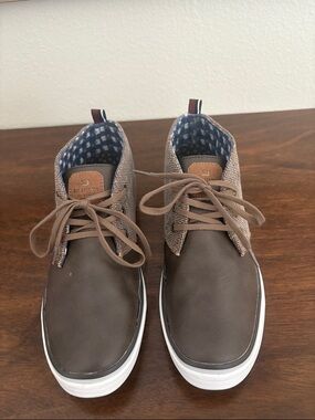 Ben Sherman Men's Brown Chukka Boots with White Sole and Patterned Lining